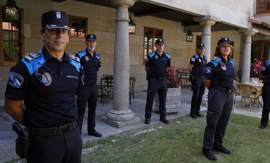 Las policías de O Salnés dan pasos para crear un marco de colaboración