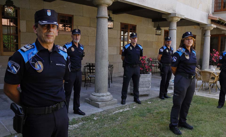 Las policías de O Salnés dan pasos para crear un marco de colaboración