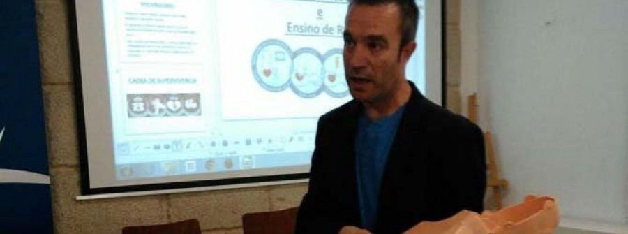 O GROVE-El Concello formará a policías locales y escolares para utilizar desfibriladores