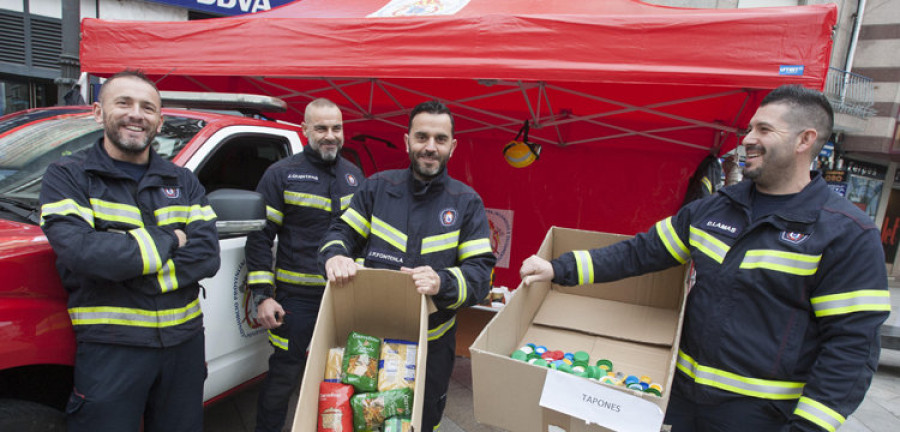 Los Bombeiros do Salnés suman puntos en solidaridad