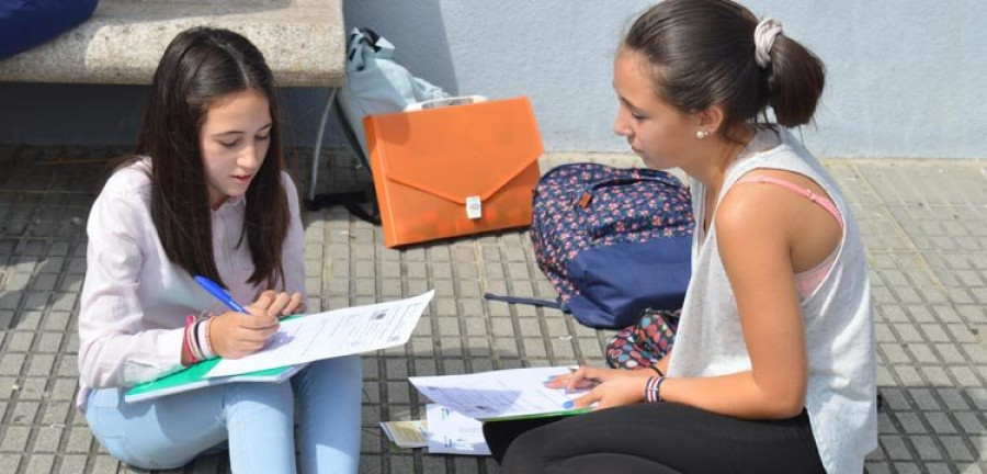 Vilanova- Los alumnos se tutelan entre ellos para luchar contra el acoso y fomentar la convivencia