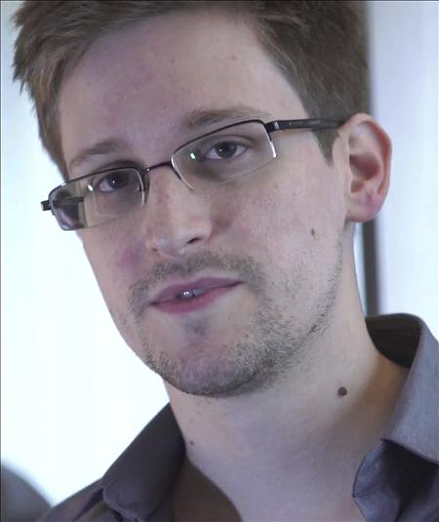 La NSA puede grabar llamadas realizadas en un país durante un mes, según Snowden