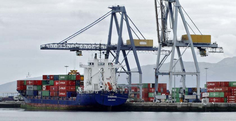 El Puerto abre un nuevo enlace con Canarias 
a través de la línea de contenedores de Boluda