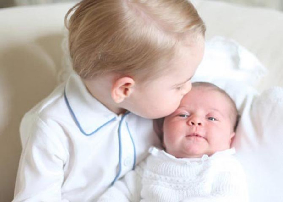 Los duques de Cambridge difunden cuatro nuevas imágenes de sus hijos