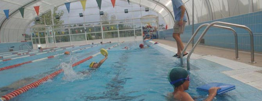 CAMBADOS - Los despropósitos de la piscina municipal