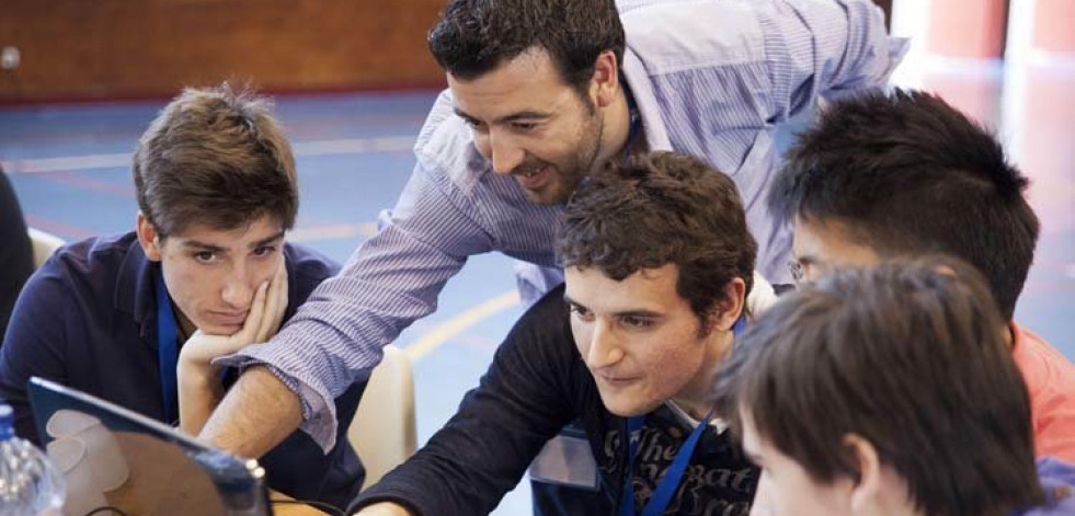 Más de mil alumnos gallegos aprenden a emprender on line