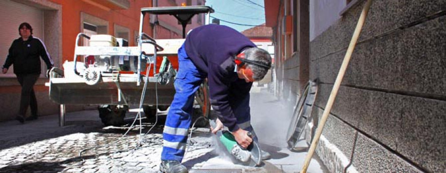 A ILLA - Comiezan los cortes y las obras en la céntrica calle Sor Aurora