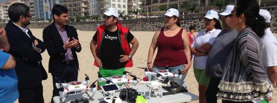 SANXENXO-Exhibición de un dron salvavidas en Silgar