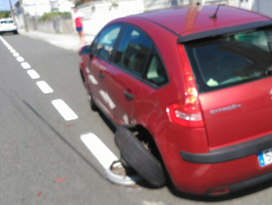 Reclaman medidas frente a la siniestralidad en la entrada de Corrubedo por la alta velocidad