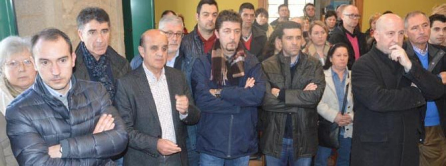 RIANXO-La corporación local lamenta el gran vacío que deja la muerte de Carlos Gey