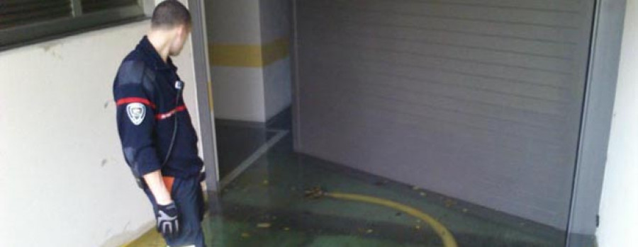 Dos inundaciones ocasionan daños en un hotel y un garaje en Teniente Domínguez
