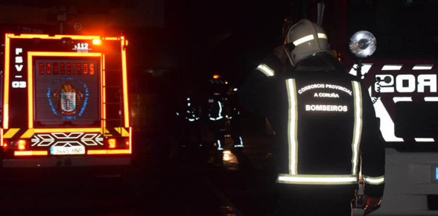 Un voraz incendio en la nave de Max China ocasiona pérdidas millonarias