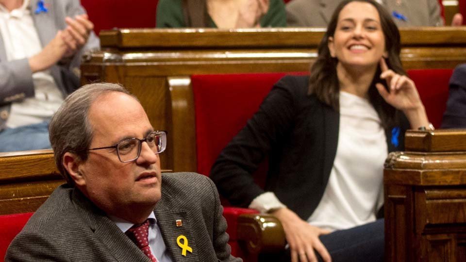 La CUP retira su apoyo a Torra y el Parlament pide una moción o elecciones