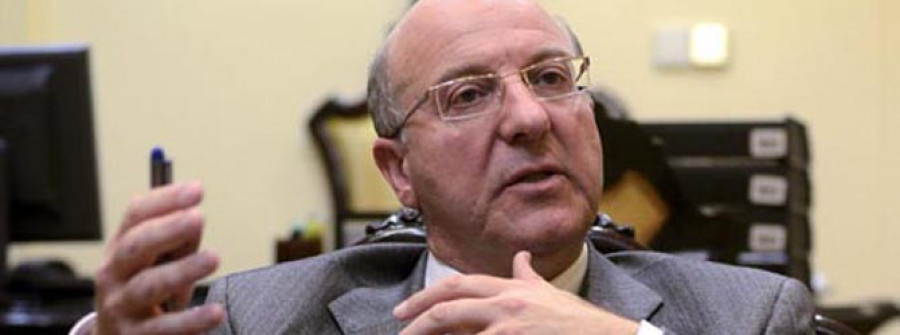 El alcalde ourensano cree que su antecesor se apresuró a dimitir por su imputación