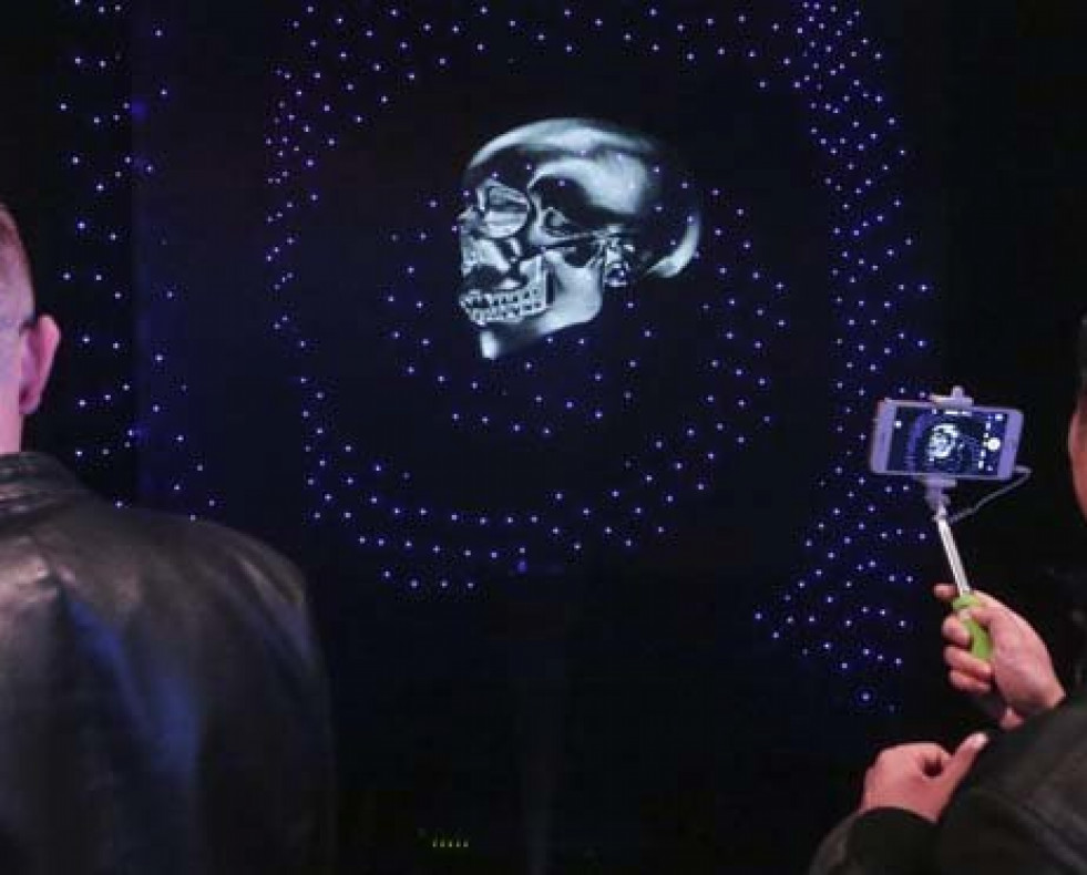 Un holograma “delgado” permitirá integrar el 3D en la electrónica