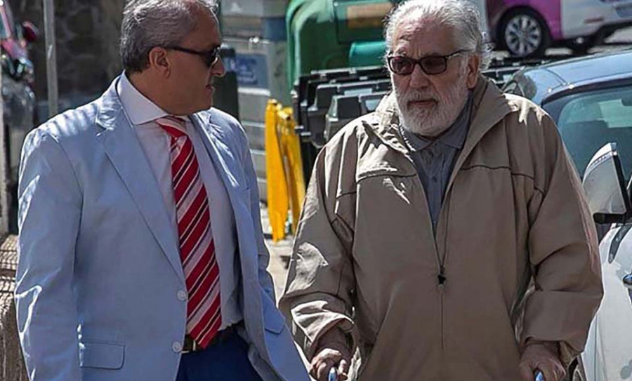 Condenan a Bea Gondar a pagar 16.000 euros por el secuestro del libro “Fariña”