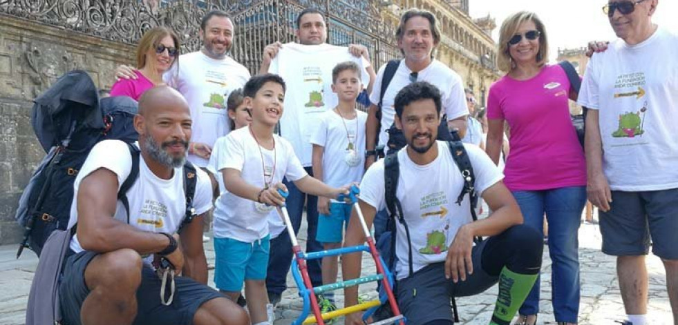 El actor Stany Coppet acaba su Camino por los niños con discapacidad