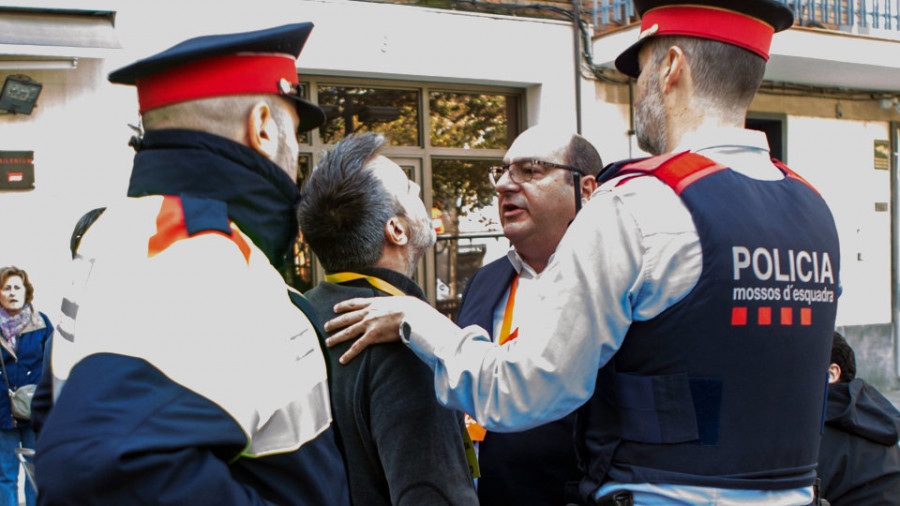 La jornada electoral transcurre con normalidad en Cataluña pese a la agitación preelectoral