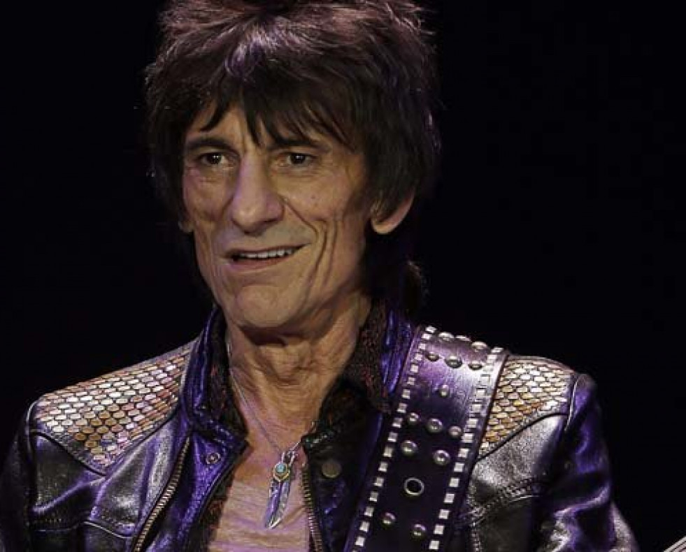 Ronnie Wood se somete a una operación de cáncer de pulmón