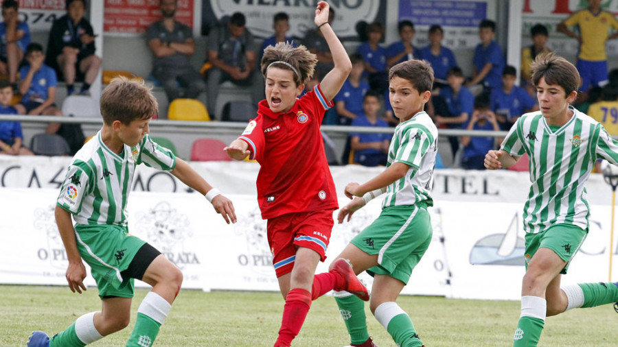 A Senra fue la otra gran triunfadora del Arousa Fútbol 7