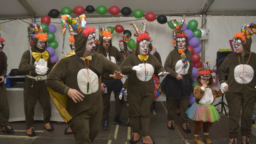 Los comerciantes de O Castrillón, Eirís y Monelos suspenden su carnaval por el “boicot” municipal