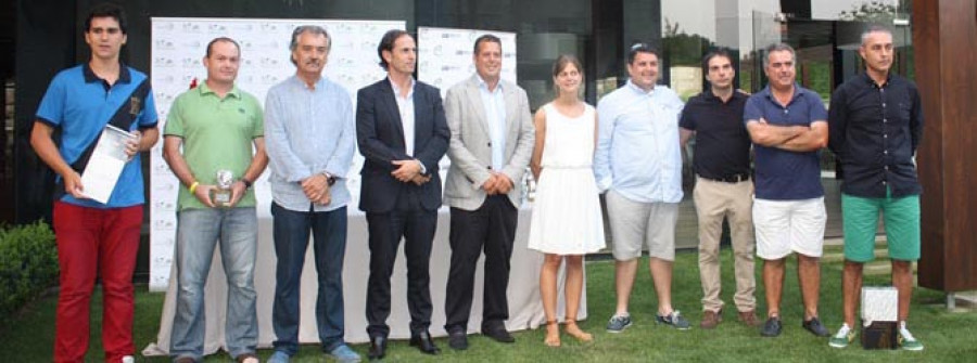 Miguel Ángel Vázquez y Luis Garrigós conquistan el campo de golf de Rubiáns