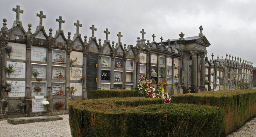 Sanidade echa por tierra la ampliación del cementerio parroquial de Rubiáns