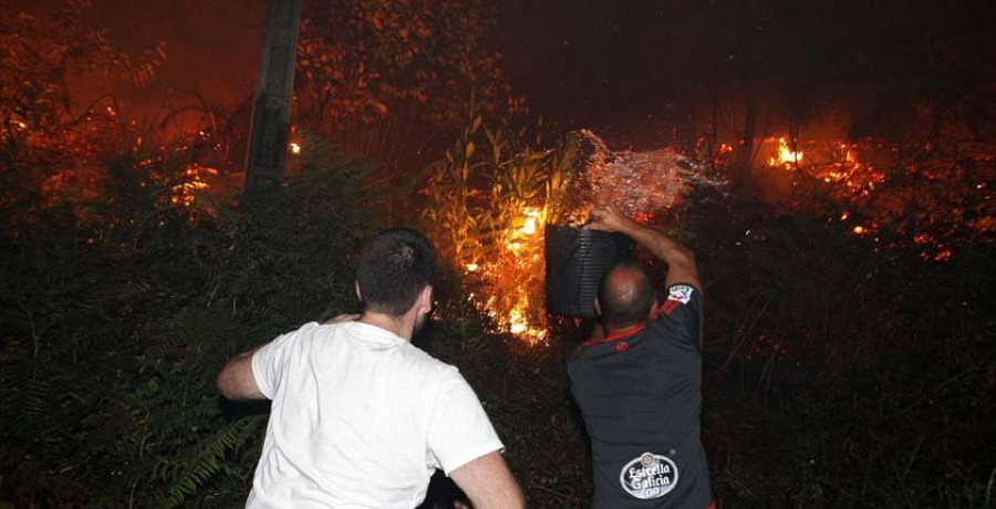 A comarca do Salnés e boa parte da de Ulla-Umia están en risco extremo de incendio