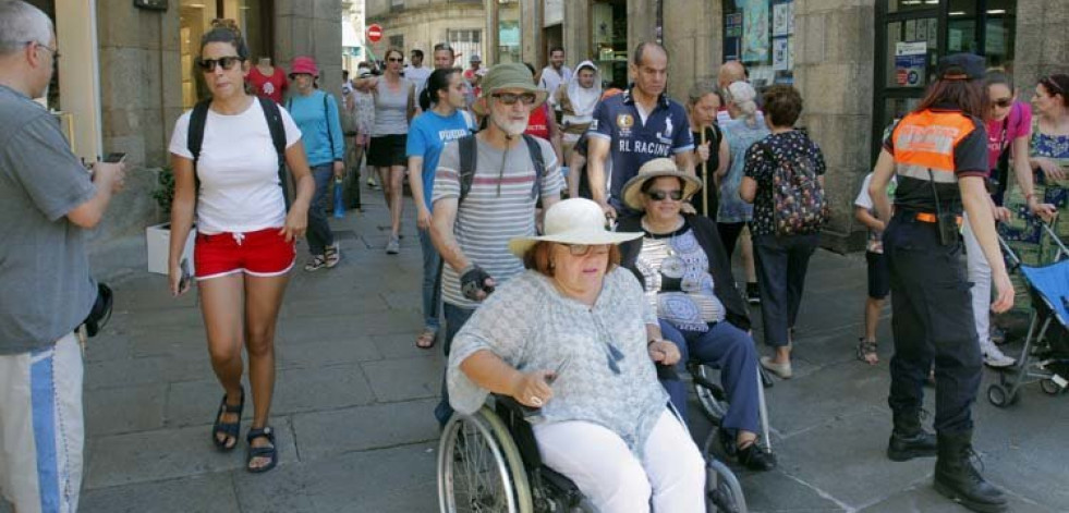Un grupo de lesionados neurológicos recorre el Camino