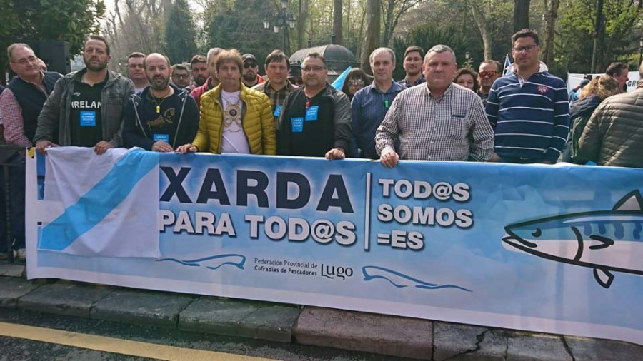 Arousa se alía con Asturias para exigir un reparto de caballa “más justo”