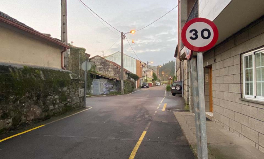 Caldas de Reis impone la zona 30 en varias calles urbanas  de titularidad municipal