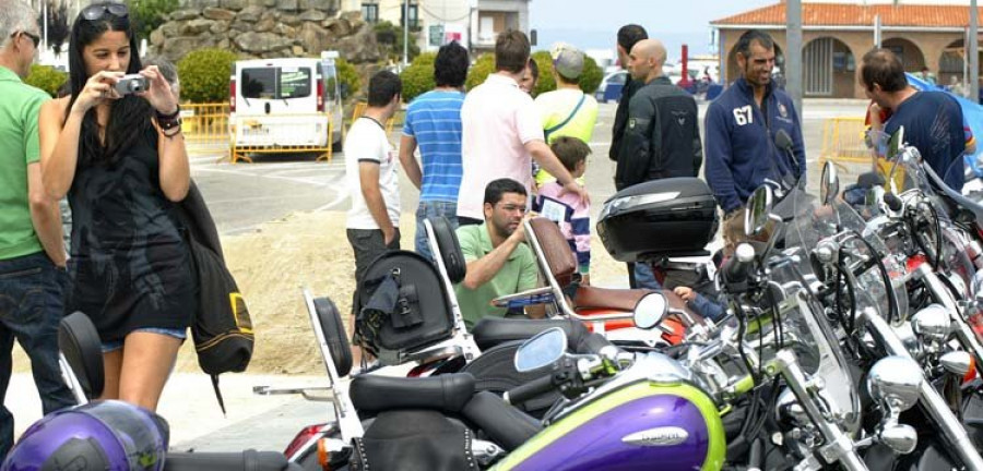 “Sentolos Rasing” organiza el primer Salón Internacional de la Moto en A Toxa