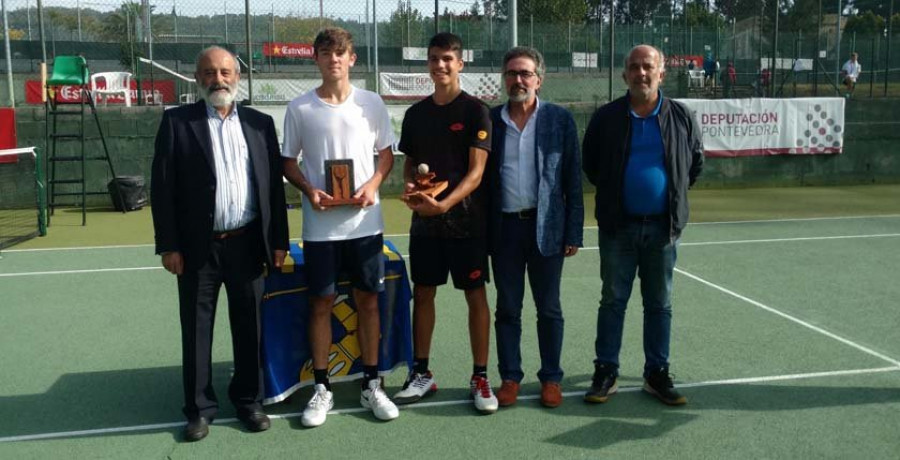 Los británicos Fearnley y Martins ganan el ITF Júnior de Sanxenxo