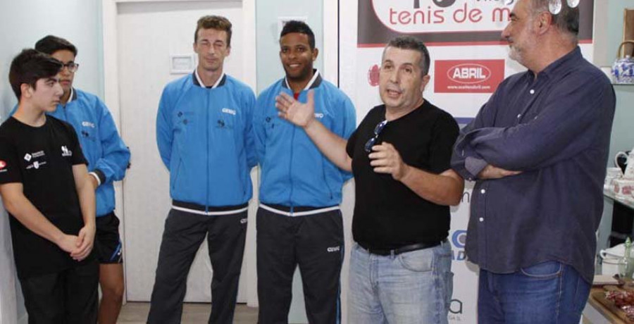 El Vilagarcía TM cae ante Burgos pese al soberbio debut de Cabezas