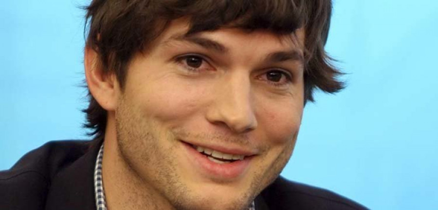Ashton Kutcher vivió un año en Europa tras divorciarse de Moore