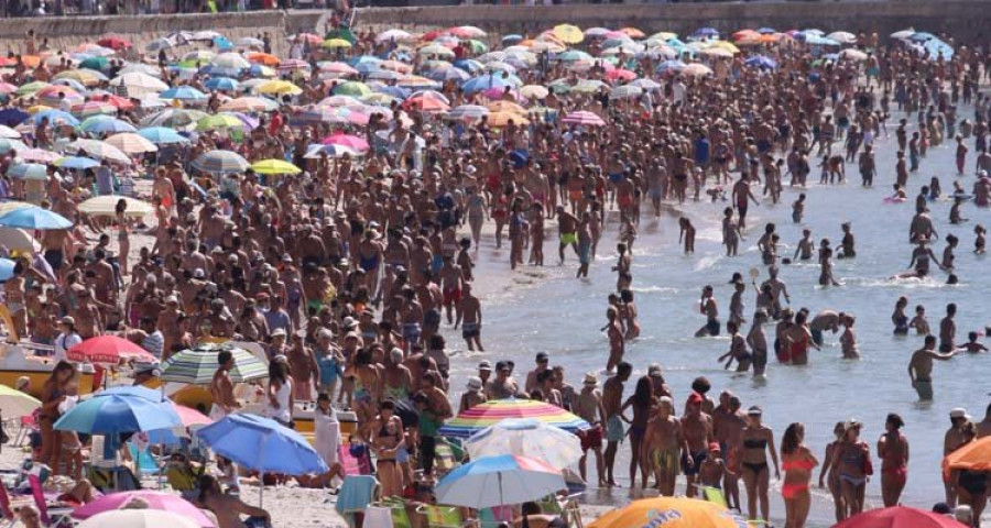 Sanxenxo logra la excelencia del agua 
en 15 playas, pero cojea en Areas