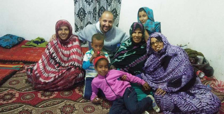 Reportaje | Un ribeirense que vive volcado con el Sahara