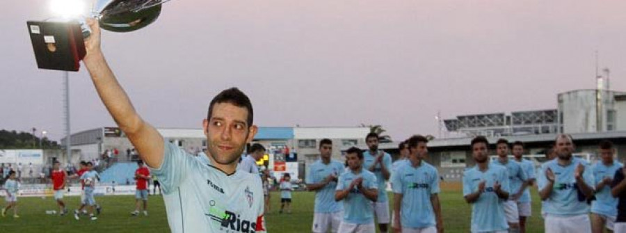 Machu deja el Villalonga para ayudar a su amigo Edu en A Illa