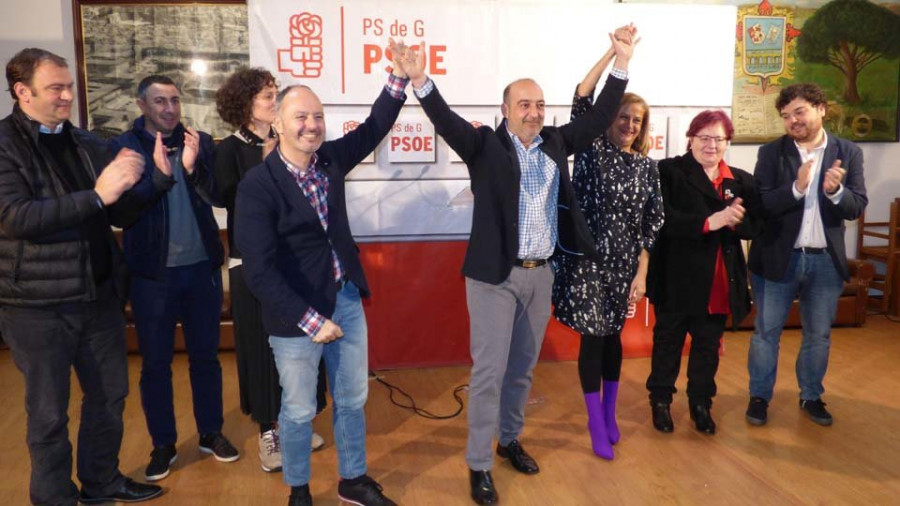 Roque Araújo volverá a liderar la lista del PSOE para sacar de la Alcaldía a la “dereita rancia”