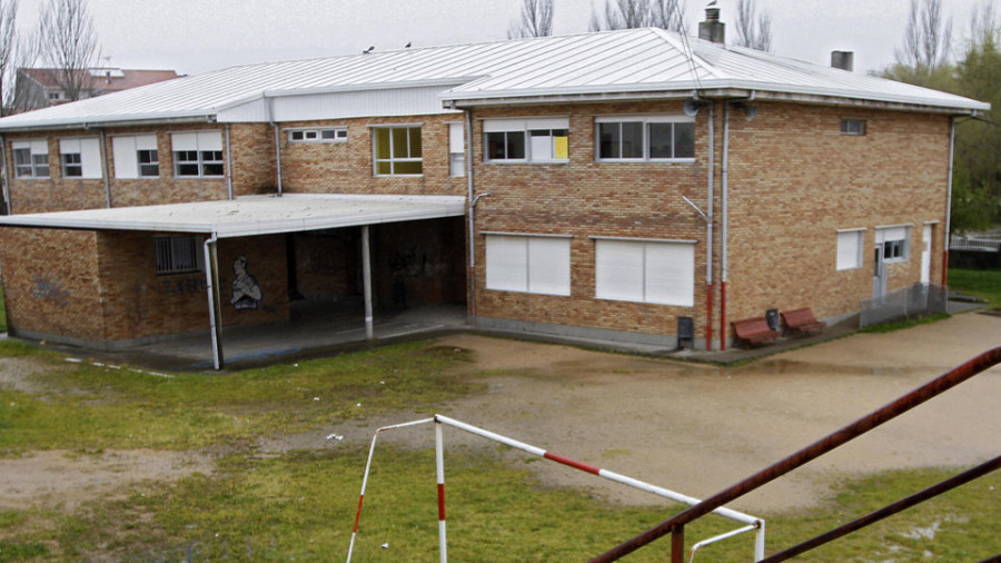 La ampliación del colegio Julio Camba lleva atascada en Costas desde 2013