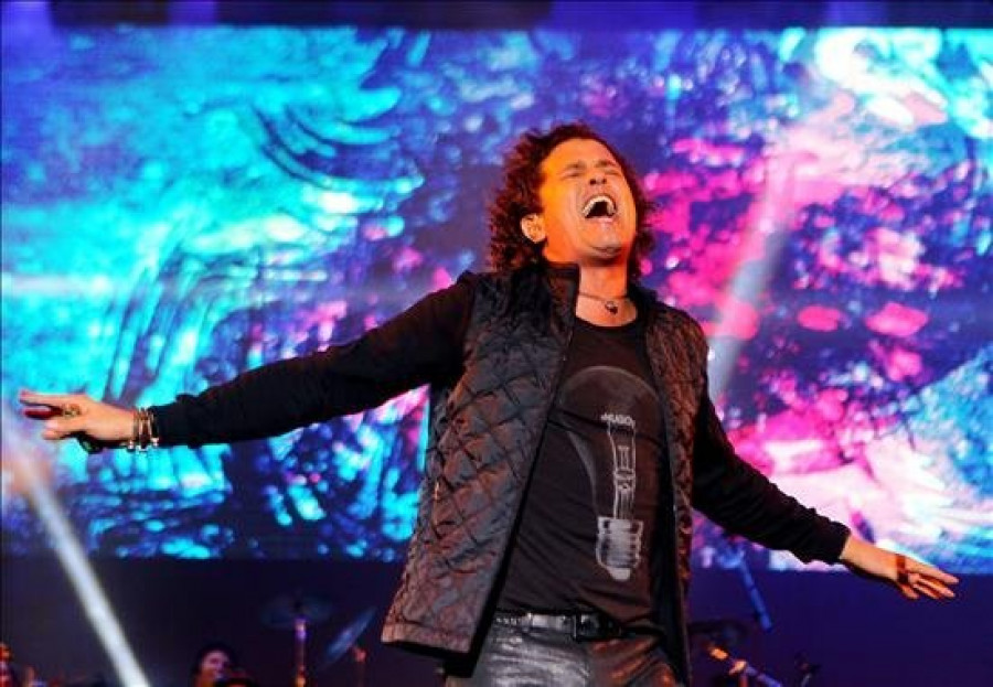 Carlos Vives revive las raíces del tropipop con la nueva "Tierra del olvido"