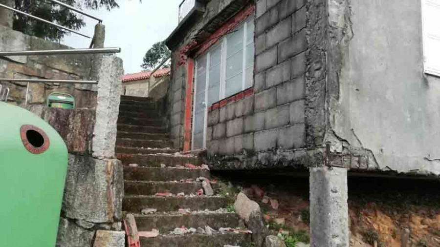 El temporal da otra estocada al local de la comisión de fiestas de Gondar