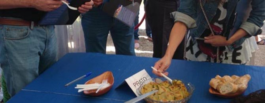 El helado de almeja a la marinera conquista los paladares en el concurso de la Ameixa Cociñada