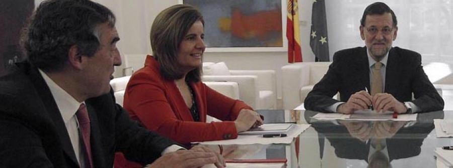 Rajoy no está molesto con sus barones y augura un gran pacto sobre el déficit
