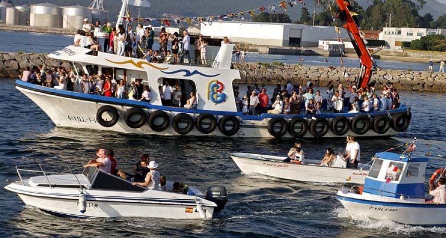 Reportaje | El mar de Arousa sumó historia, devoción y emoción por la Virxe do Carme