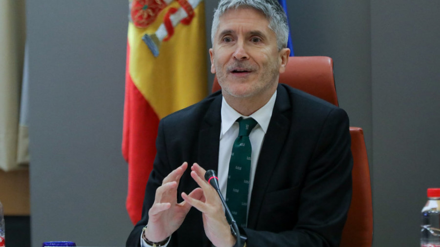Suspendida la inauguración de la comisaría de Ribeira por un imprevisto del ministro Fernando Grande-Marlaska
