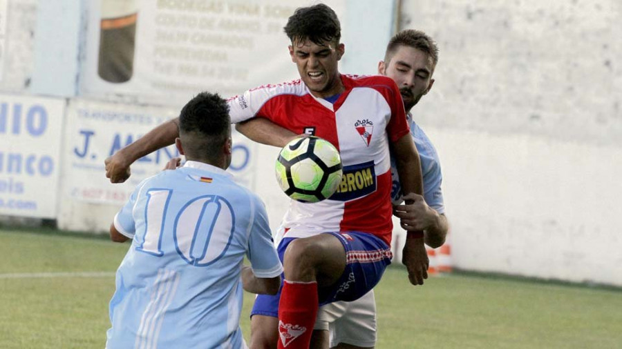 El Villalonga supera al Arosa en su primer test