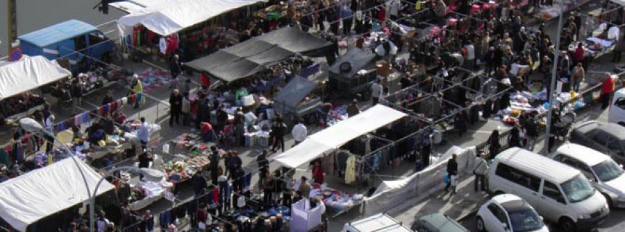 El Ejecutivo impulsará que haya mercadillo los sábados festivos