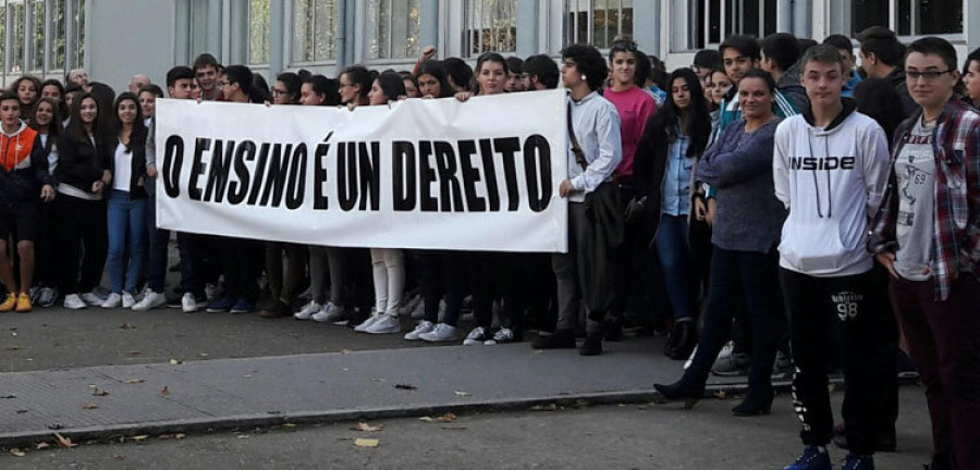RIVEIRA - La comunidad educativa del IES Número 1 pide la supresión de las reválidas y la Lomce