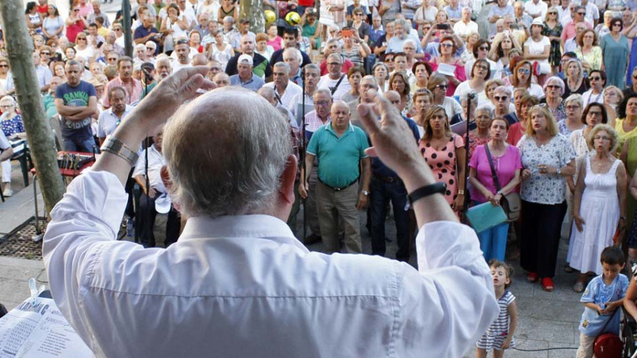 “Manso” despídese de Vilaxoán Canta co “orgullo de ter servido ao meu pobo”